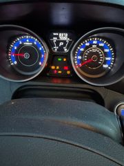 2013 Hyundai Elantra SE - Interior Dashboard With Vehicle Running Image